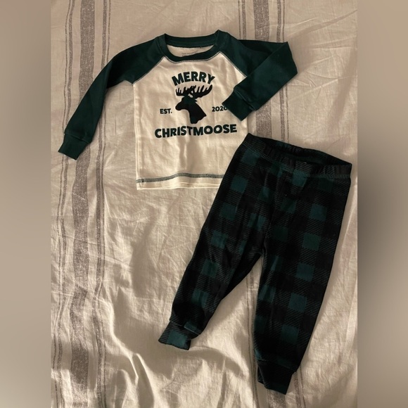 The Children’s Place | 2-piece Christmas PJ set | 3-6 mo - Picture 1 of 5